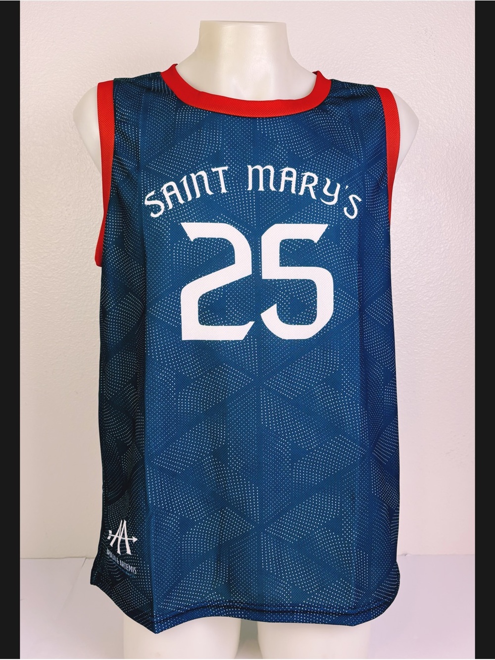 Saint Mary's Gaels 2025 Australian Heritage
Night Giveaway Jersey XL #25